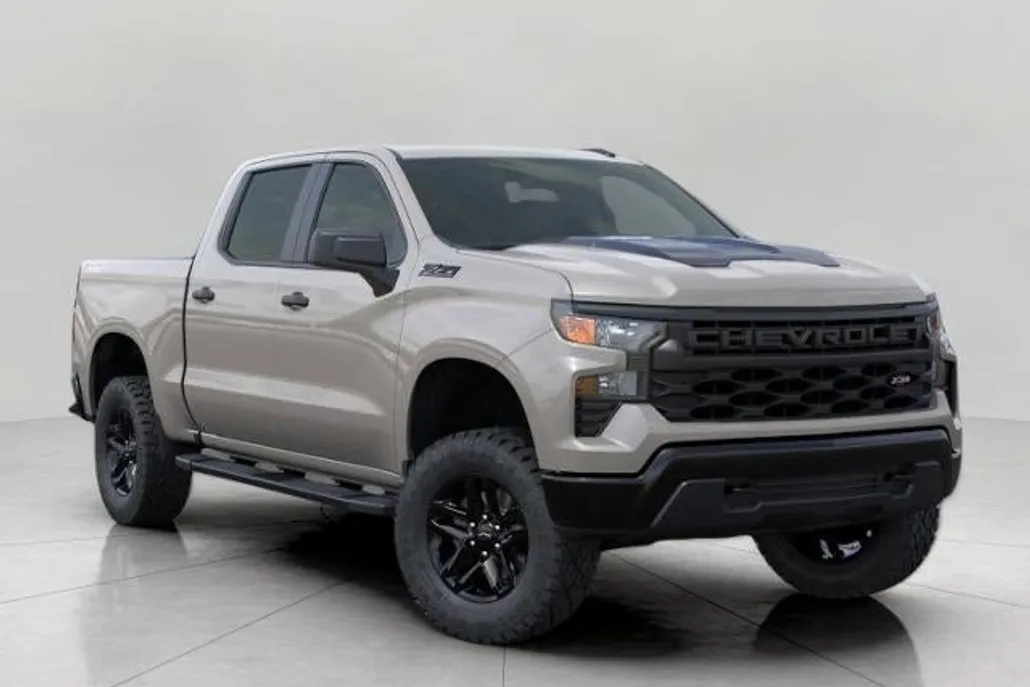 2026 Chevrolet Silverado Custom Trail Boss photo 1