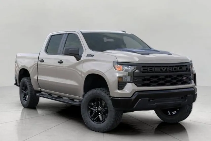 2026 Chevrolet Silverado Custom Trail Boss photo 1