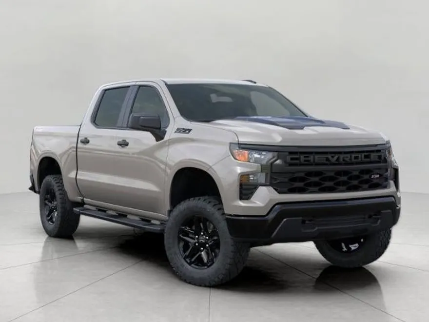 2026 Chevrolet Silverado Custom Trail Boss photo 1