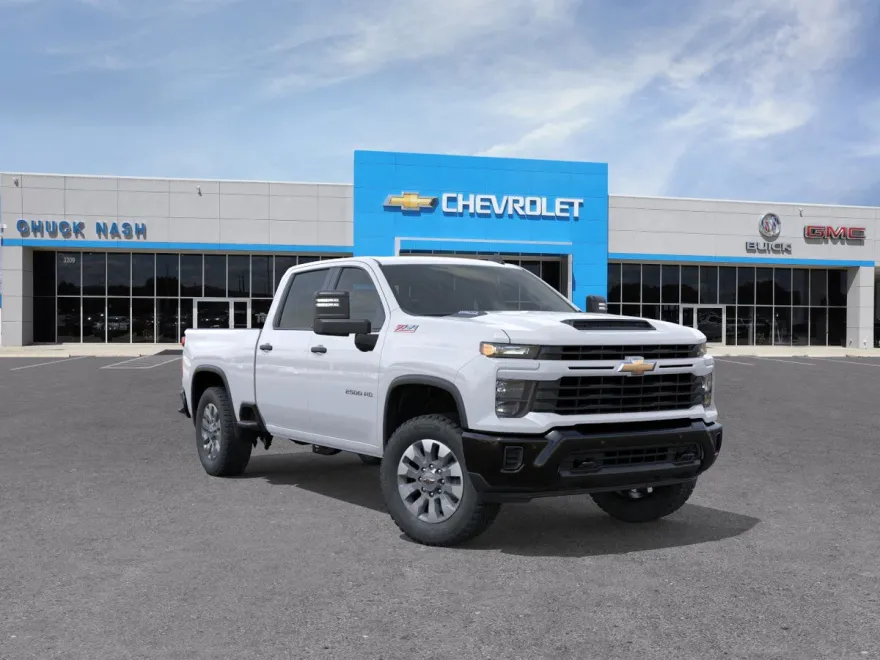 2026 Chevrolet Silverado Custom photo 1