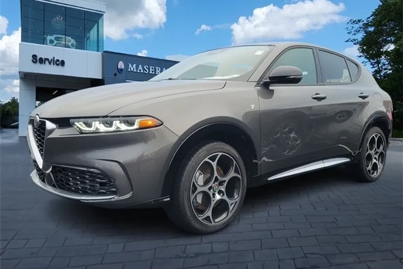 2024 Alfa Romeo Tonale Ti photo 1