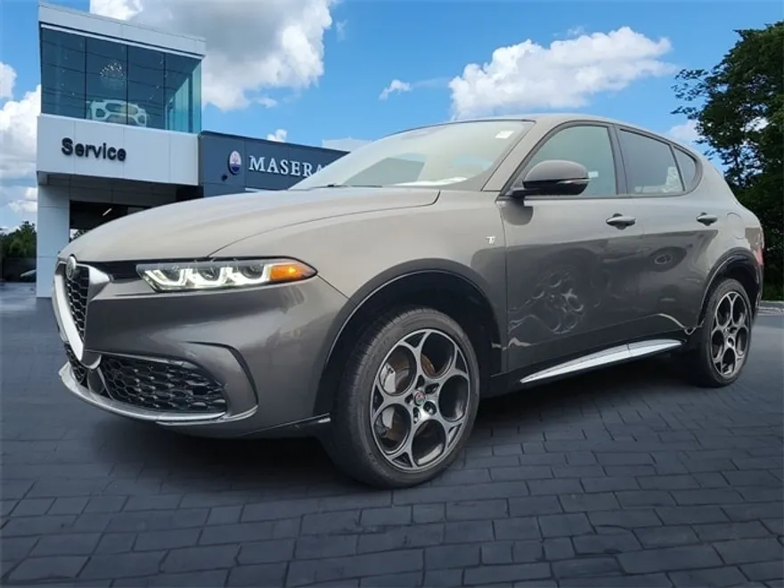 2024 Alfa Romeo Tonale Ti photo 1