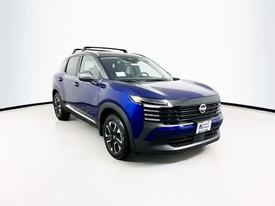 2025 Nissan Kicks SV photo 1
