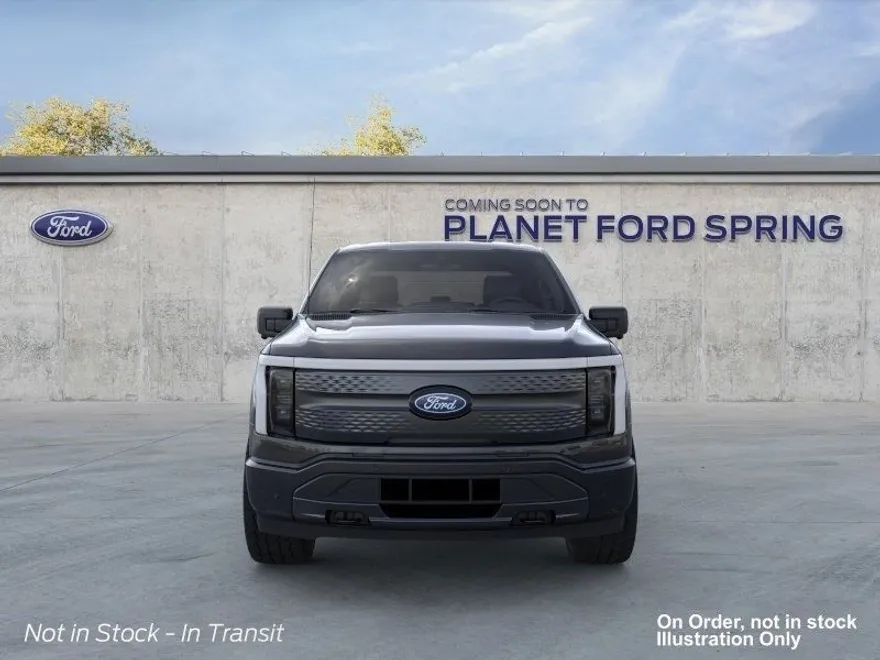 2025 Ford F-150 Lightning Lariat photo 1