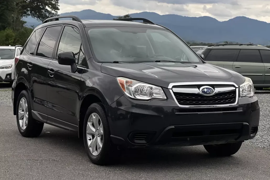 2016 Subaru Forester Premium photo 1