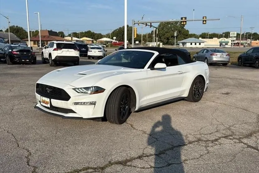 2023 Ford Mustang EcoBoost Premium photo 1