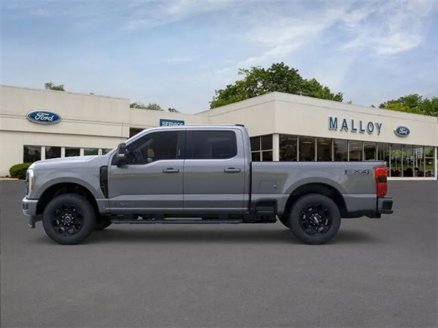 2025 Ford F-250 Lariat photo 1