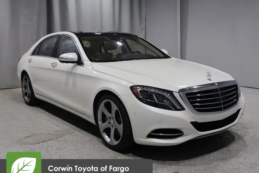 2015 Mercedes Benz S 550 photo 1
