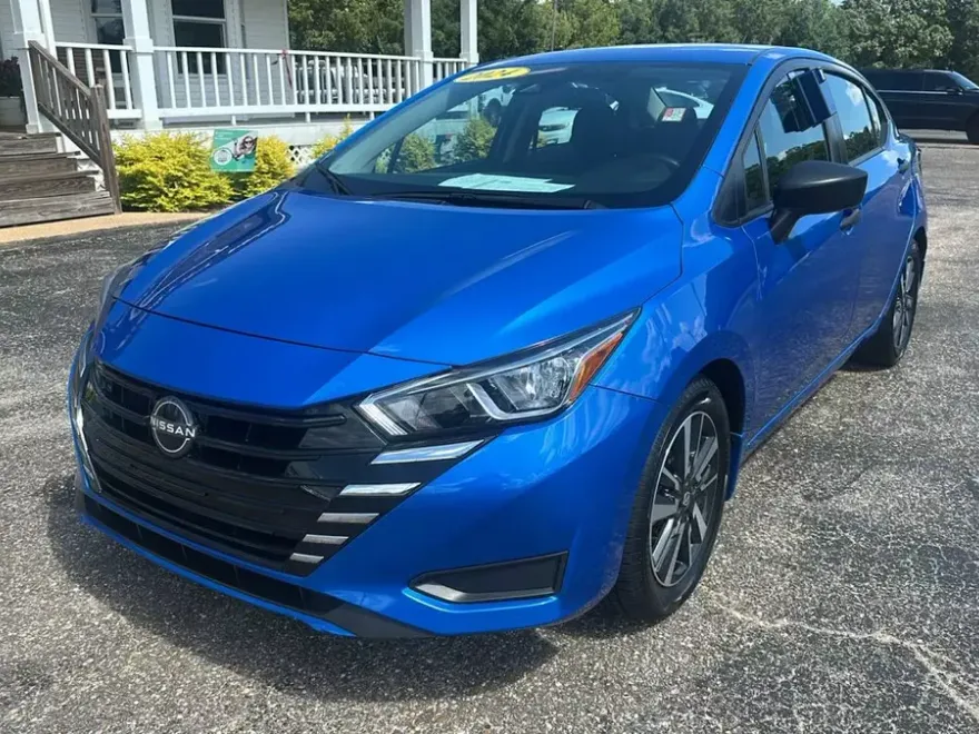 2024 Nissan Versa S photo 1
