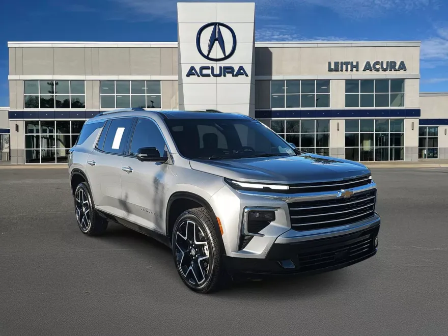 2025 Chevrolet Traverse High Country photo 1