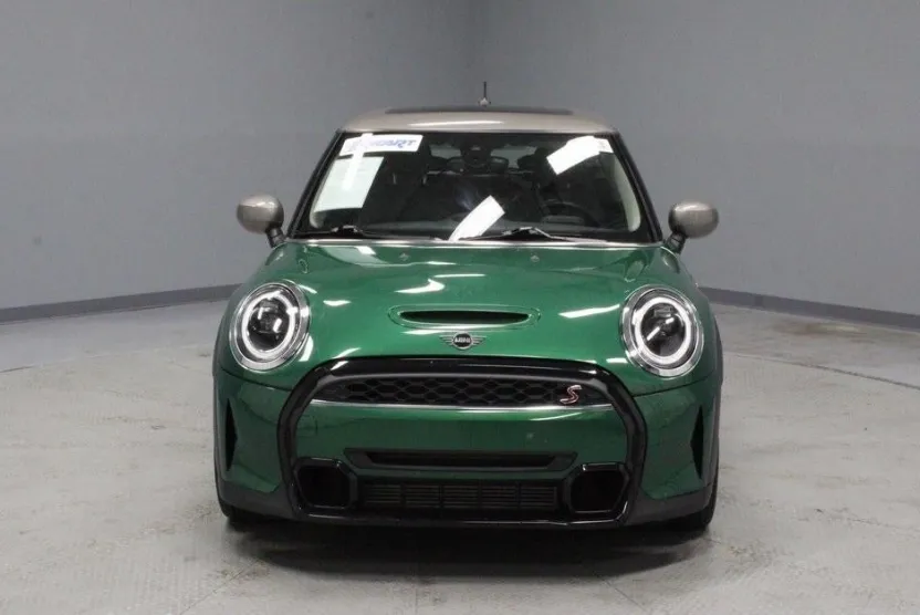 2023 Mini Cooper 2 Door Hardtop S photo 1