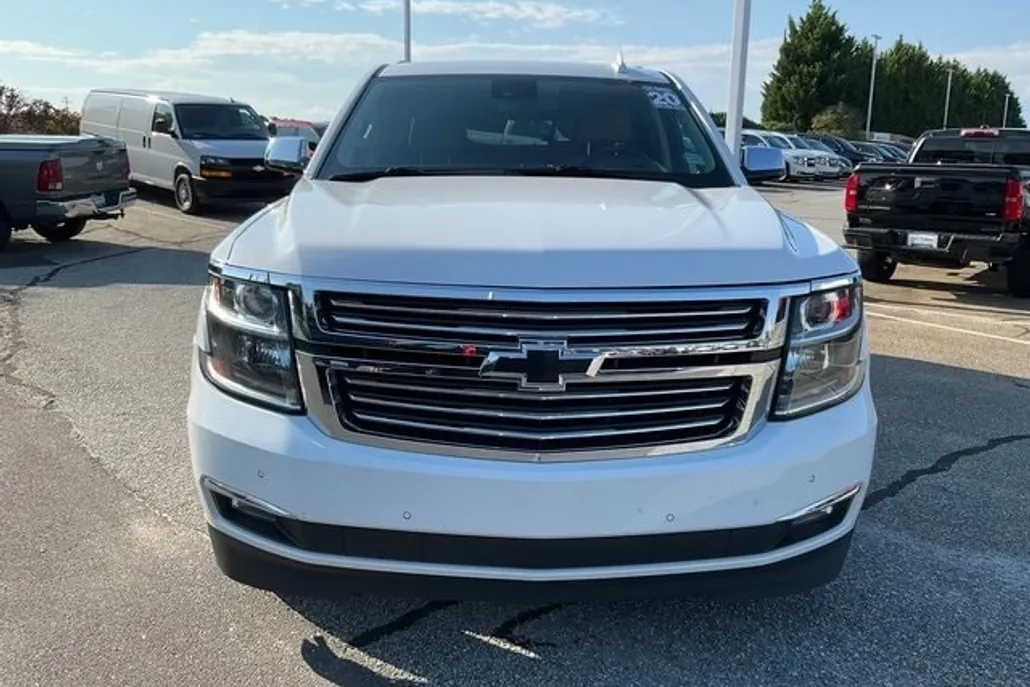 2020 Chevrolet Suburban Premier photo 1