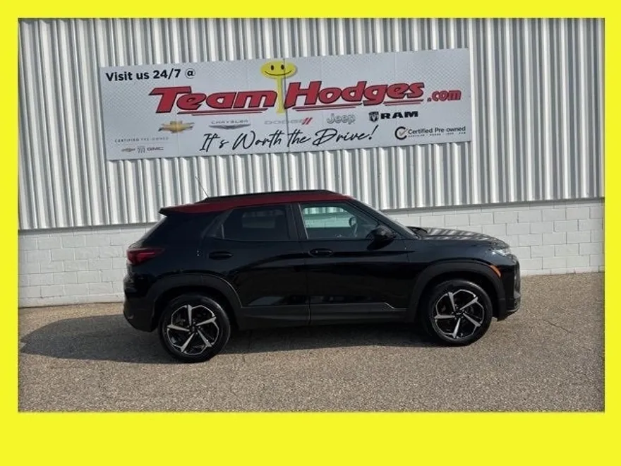 2023 Chevrolet Trailblazer RS photo 1