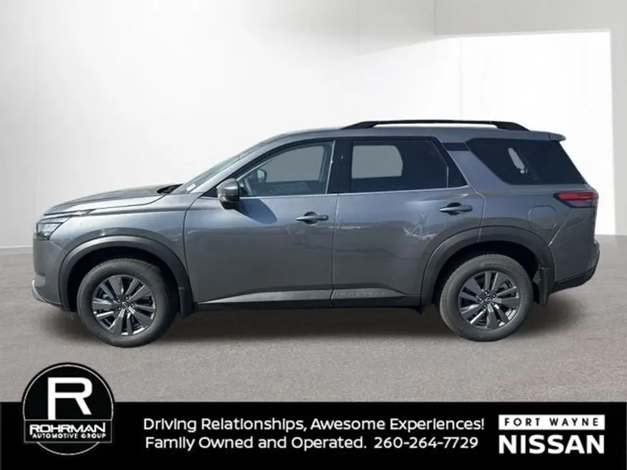 2025 Nissan Pathfinder SV photo 1