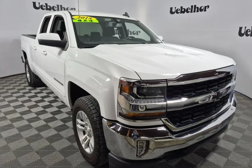 2018 Chevrolet Silverado 1500 LT photo 1