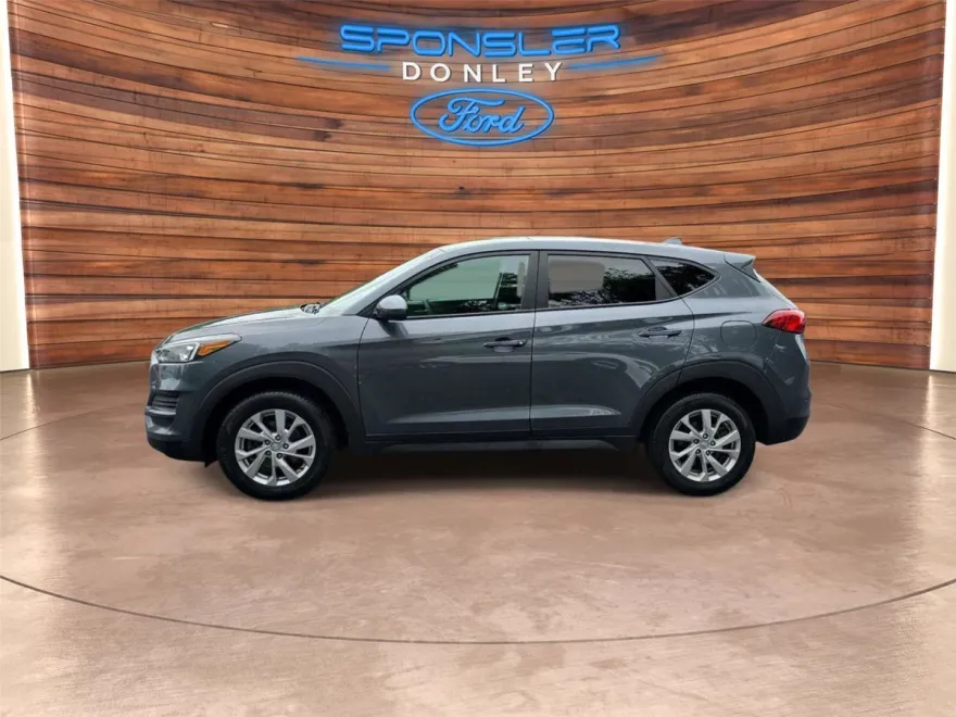 2021 Hyundai Tucson SE photo 1
