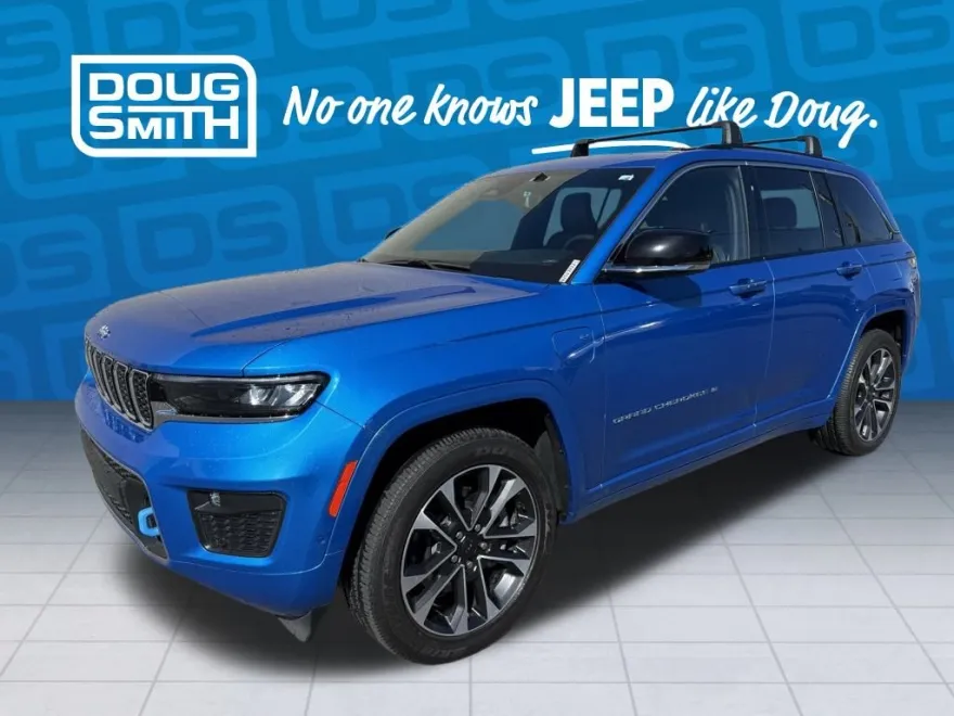 2022 Jeep Cherokee Overland 4xe photo 1