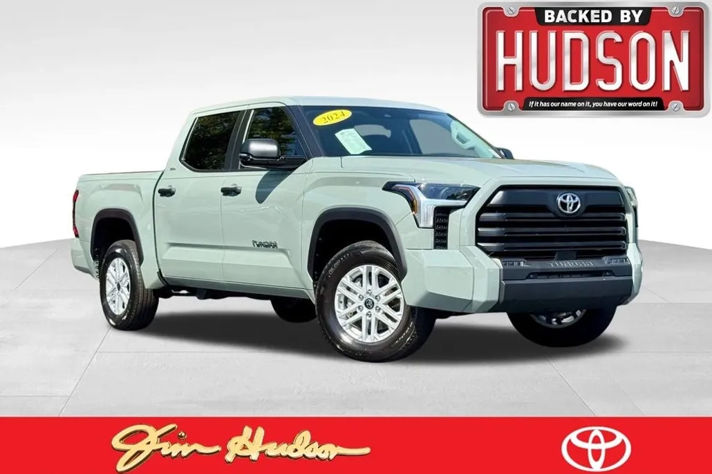 2024 Toyota Tundra SR5 photo 1
