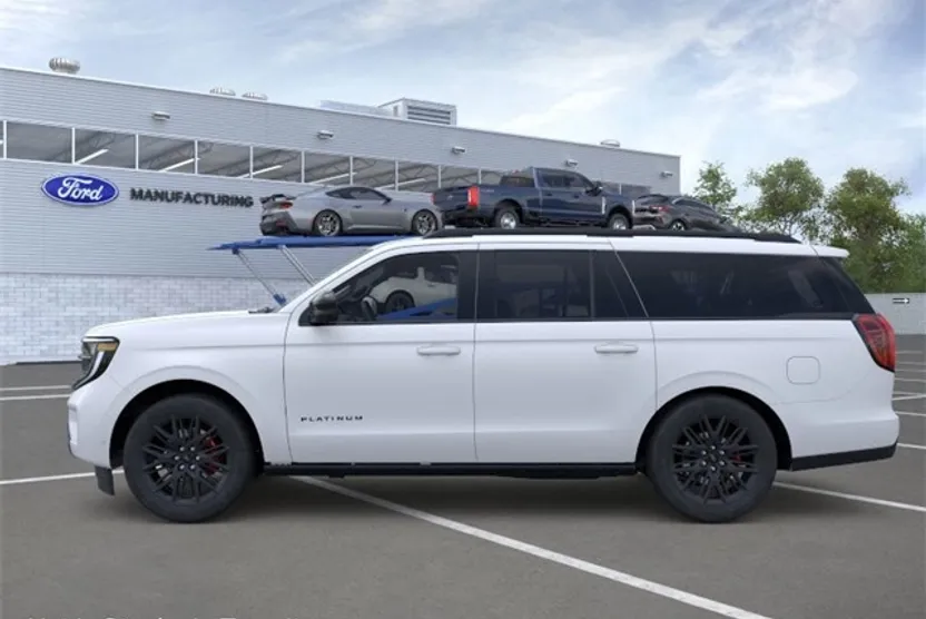 2025 Ford Expedition MAX Platinum photo 1