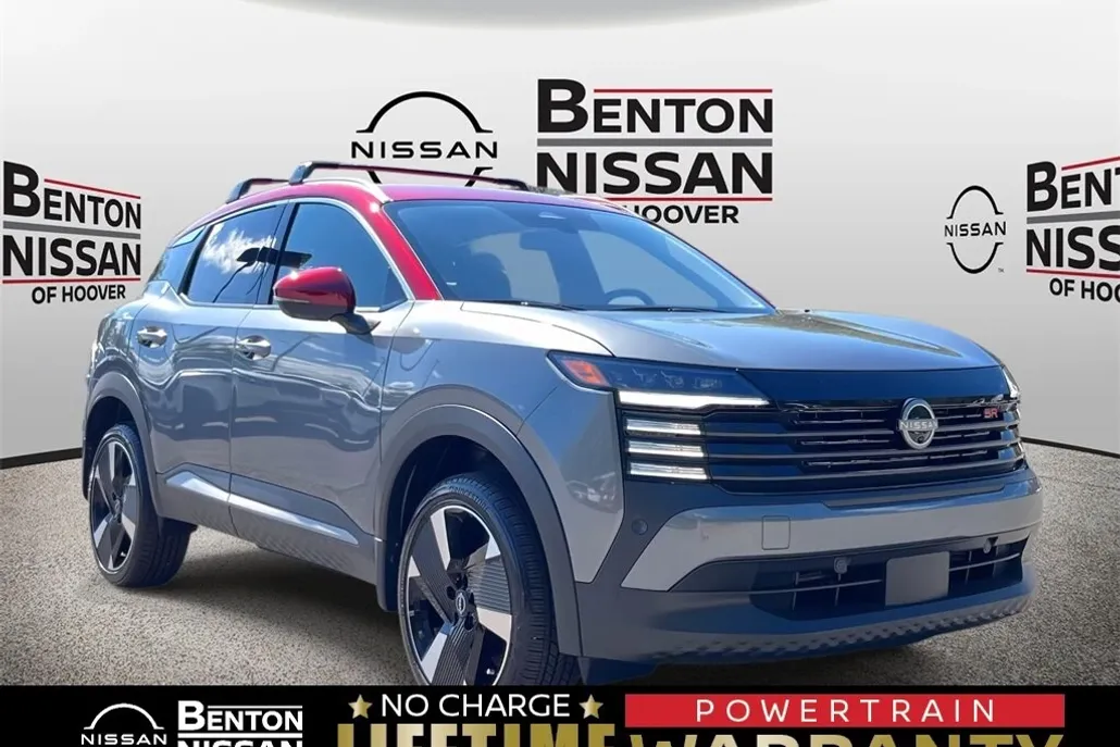 2026 Nissan Kicks SR photo 1
