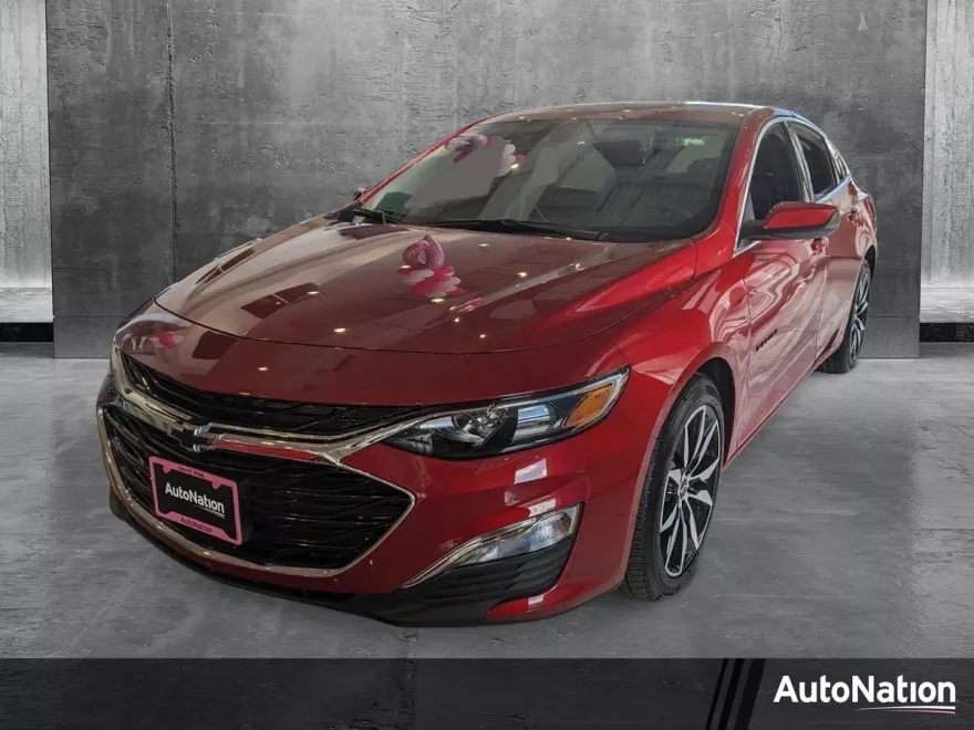 2025 Chevrolet Malibu RS photo 1