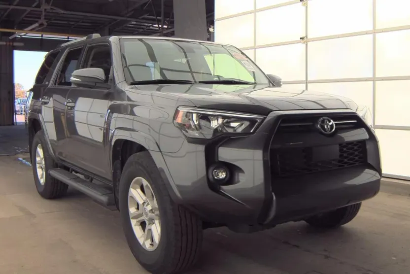 2023 Toyota 4Runner SR5 Premium photo 1