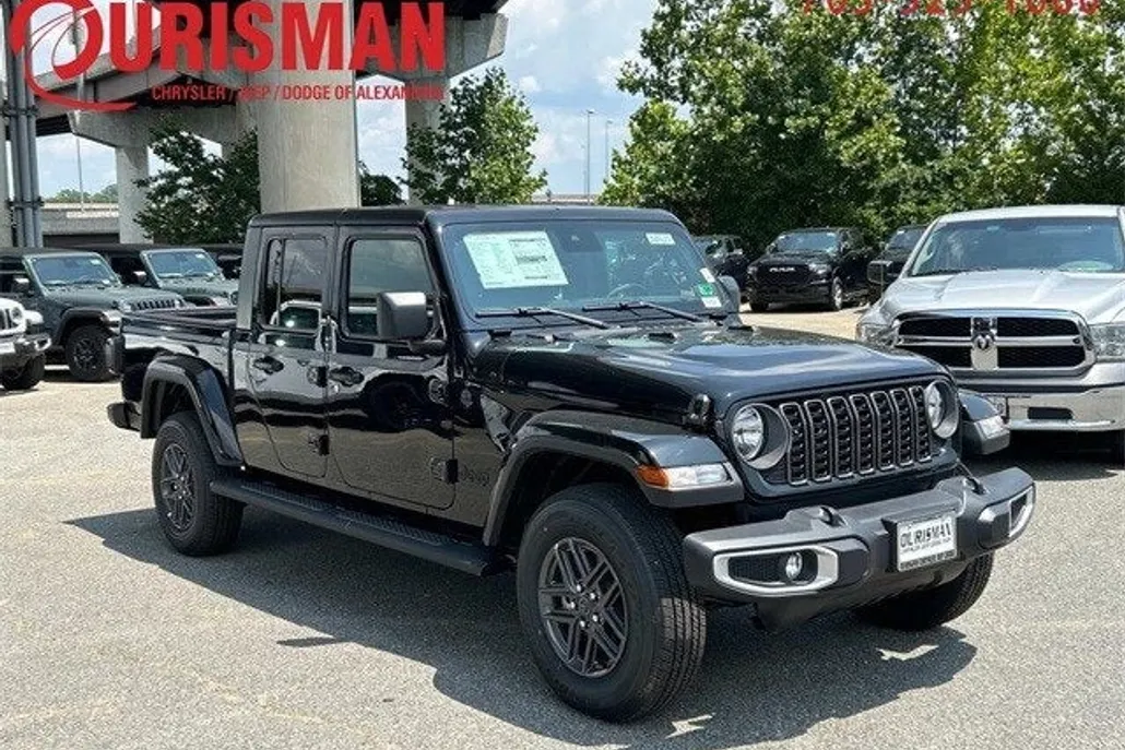 2025 Jeep Gladiator Sport S photo 1