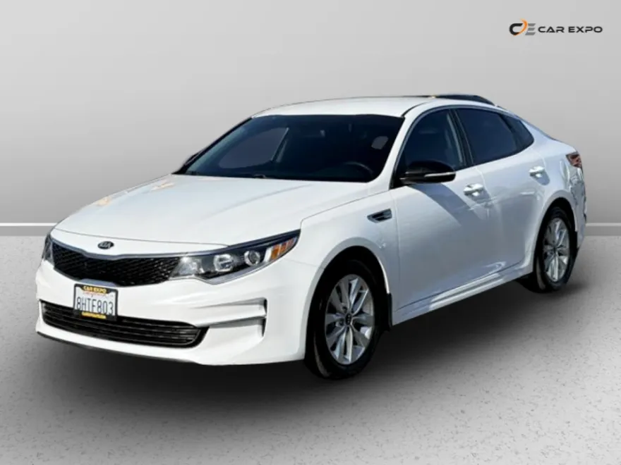 2018 Kia Optima LX photo 1