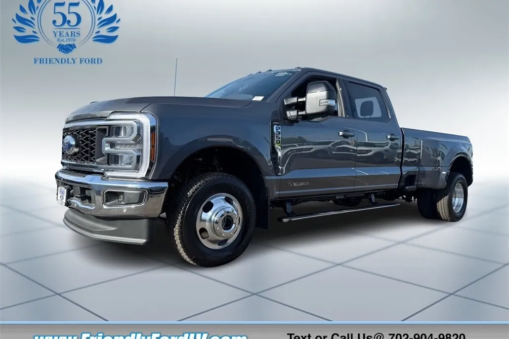 2025 Ford F-350 Lariat photo 1