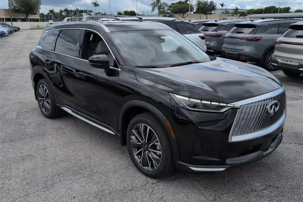 2026 Infiniti QX60 Luxe photo 1