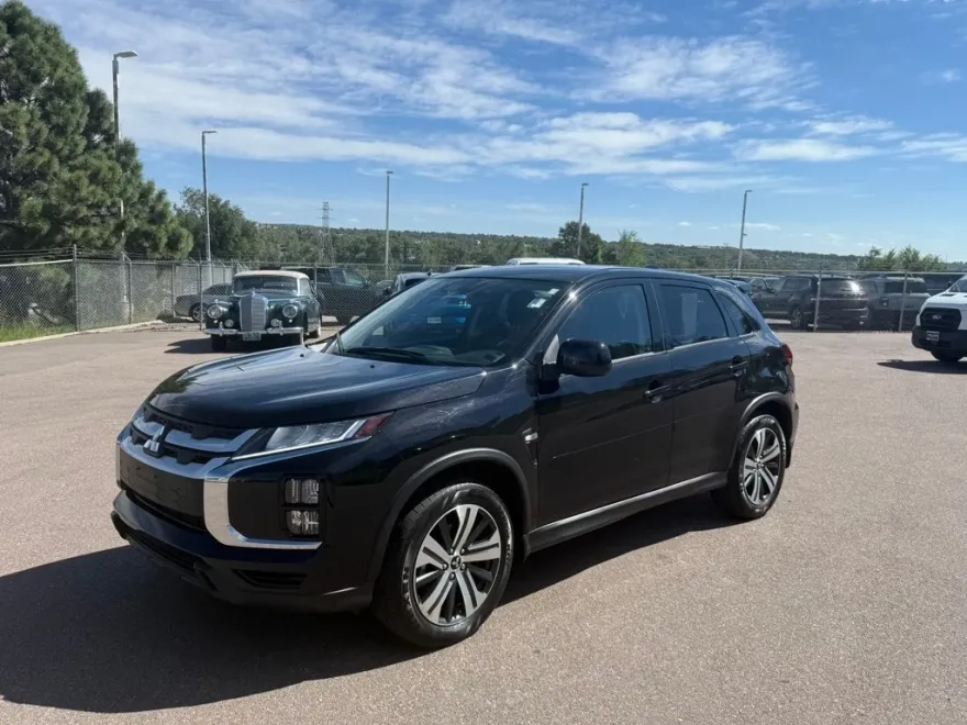 2021 Mitsubishi Outlander Sport ES photo 1