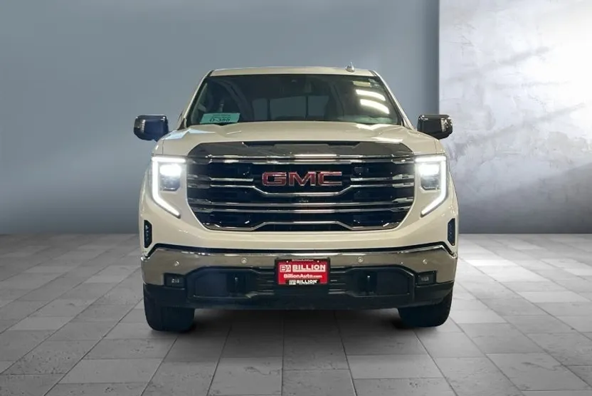 2024 Gmc Sierra 1500 SLT photo 1