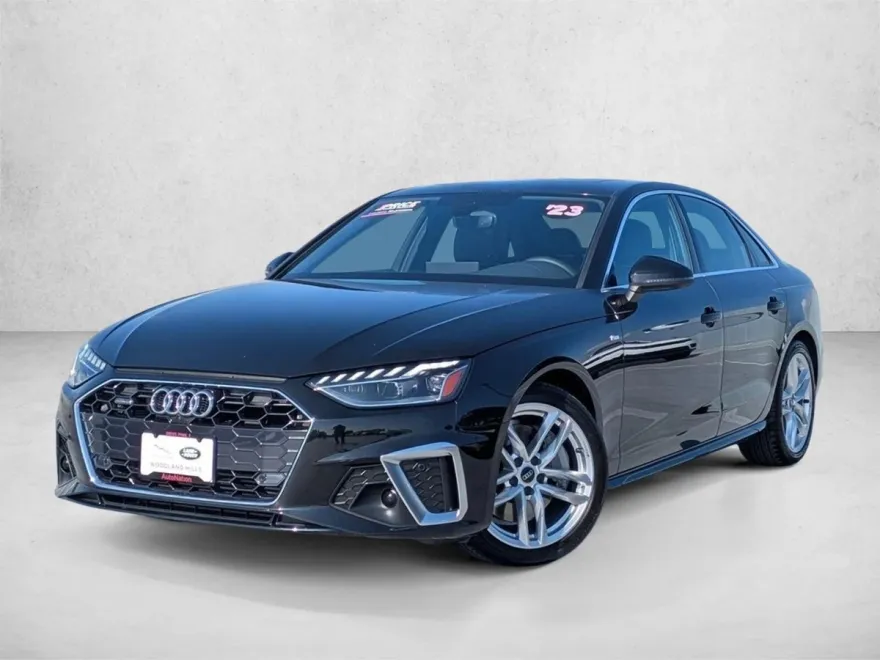 2023 Audi A4 S line Quattro Premium Plus photo 1