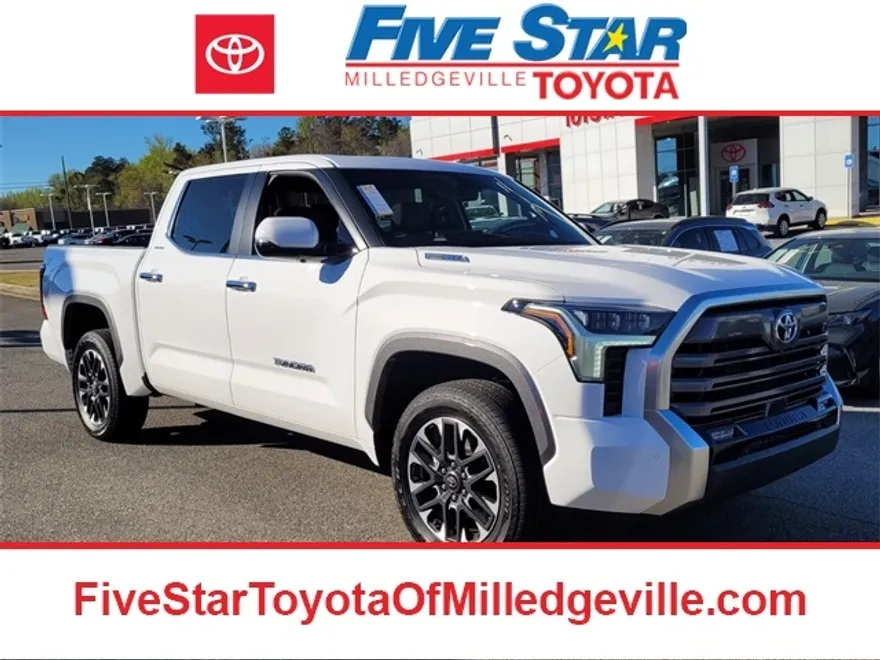 2025 Toyota Tundra Limited CrewMax photo 1