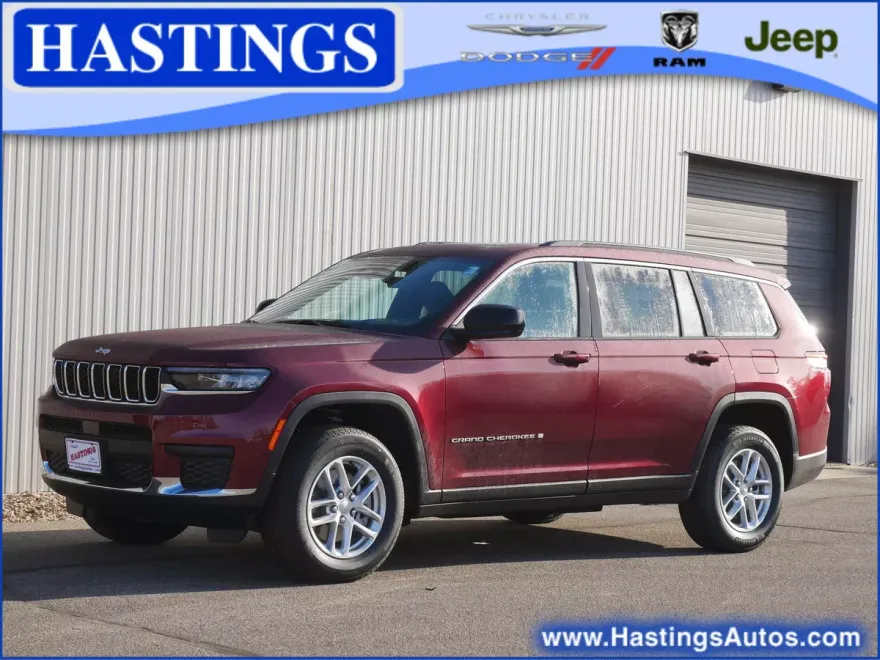 2025 Jeep Grand Cherokee Laredo X photo 1