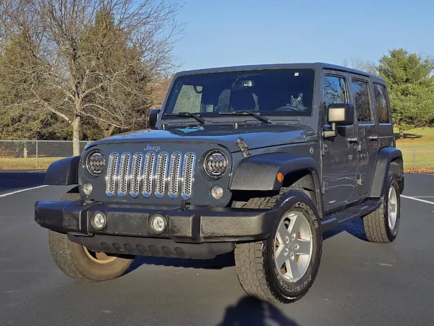 2017 Jeep Wrangler Unlimited Sport S photo 1