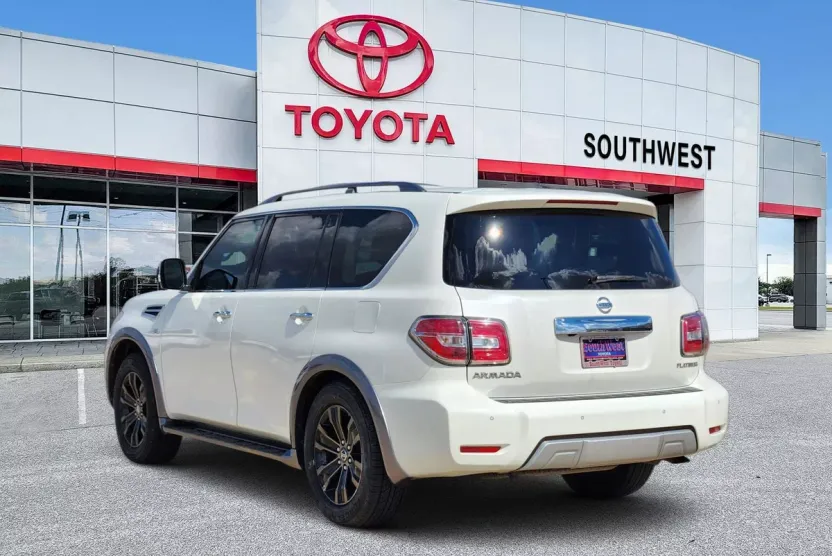 2018 Nissan Armada Platinum photo 1