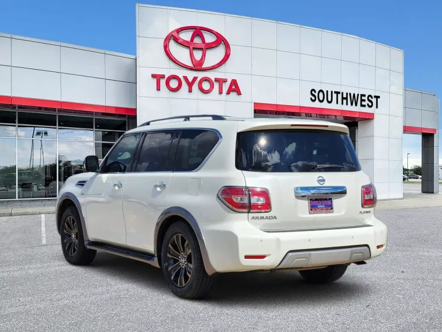 2018 Nissan Armada Platinum photo 1