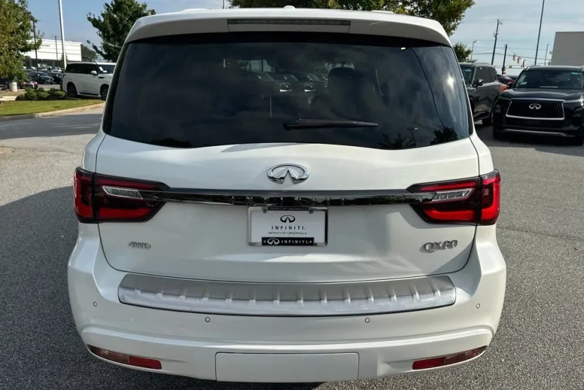 2021 Infiniti QX80 Premium Select photo 1