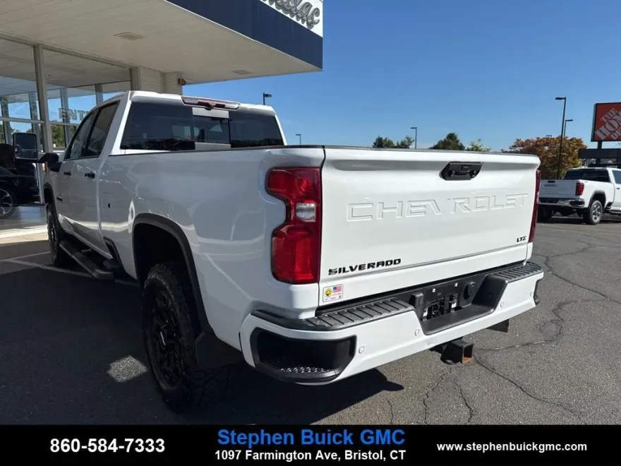 2021 Chevrolet Silverado 3500HD LTZ photo 1