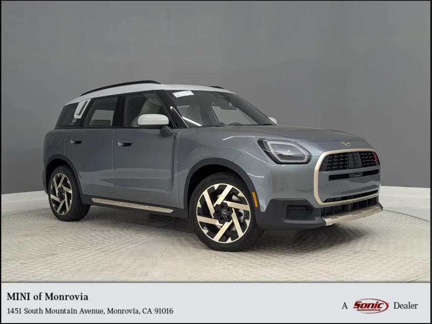 2026 Mini Countryman S ALL4 photo 1
