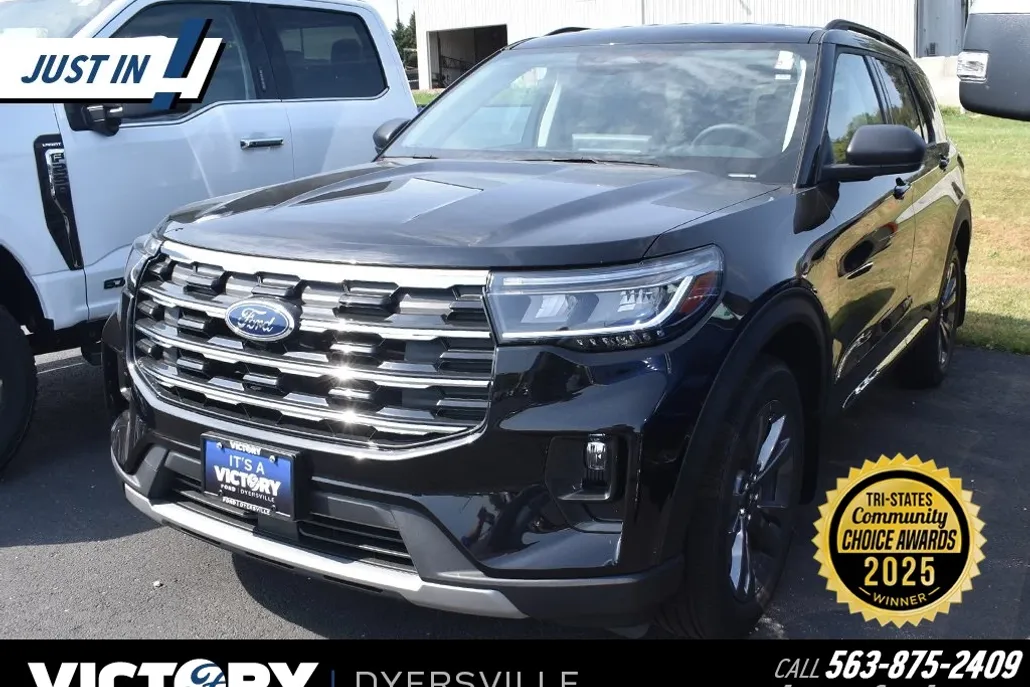 2025 Ford Explorer photo 1