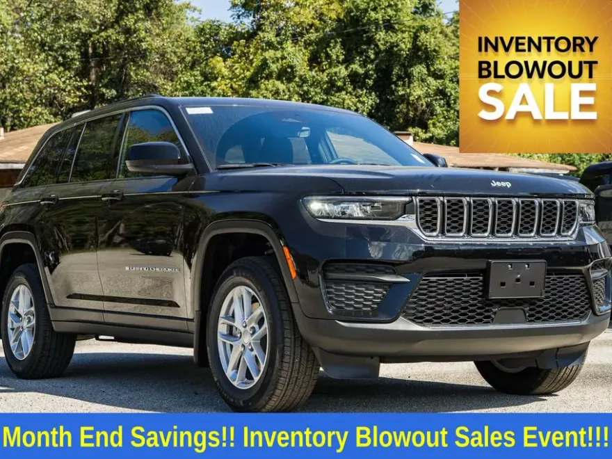 2025 Jeep Grand Cherokee Laredo photo 1