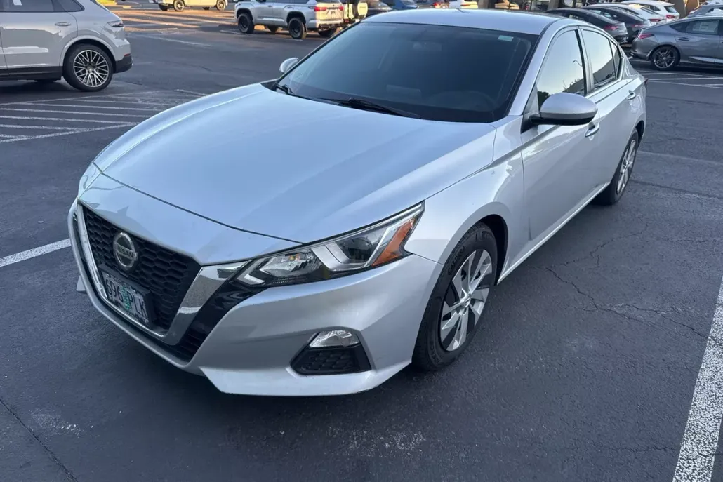 2020 Nissan Altima 2.5 S photo 1