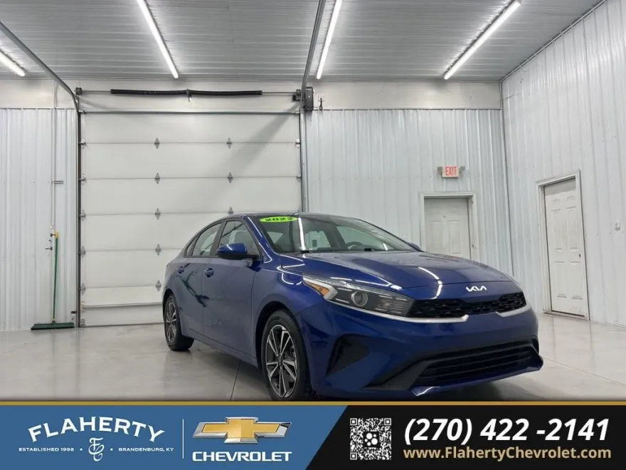 2022 Kia Forte LXS photo 1