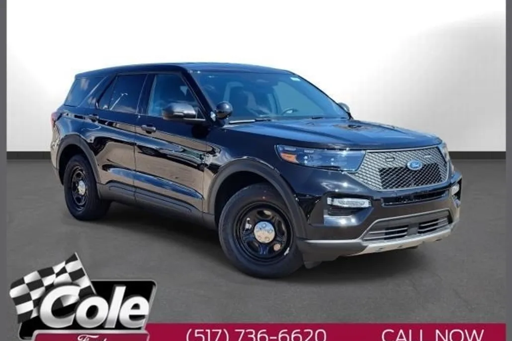 2025 Ford Explorer photo 1
