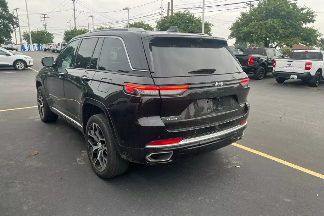 2022 Jeep Grand Cherokee Summit photo 1