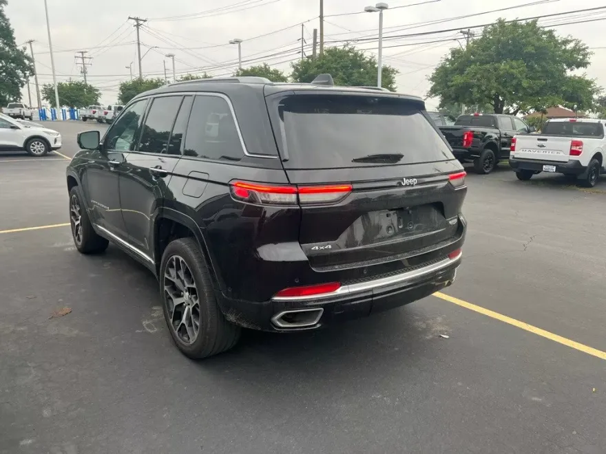 2022 Jeep Grand Cherokee Summit photo 1