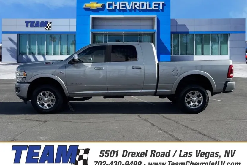 2022 Ram 2500 Laramie photo 1