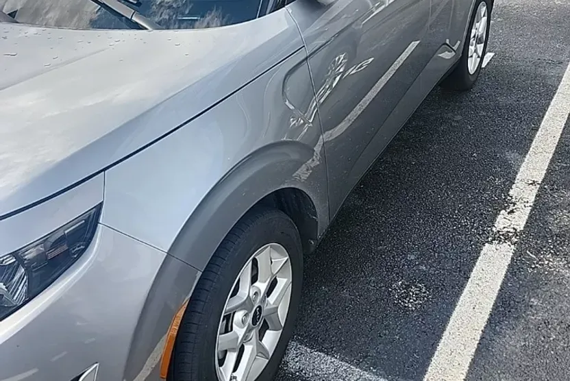 2023 Kia Soul LX photo 1